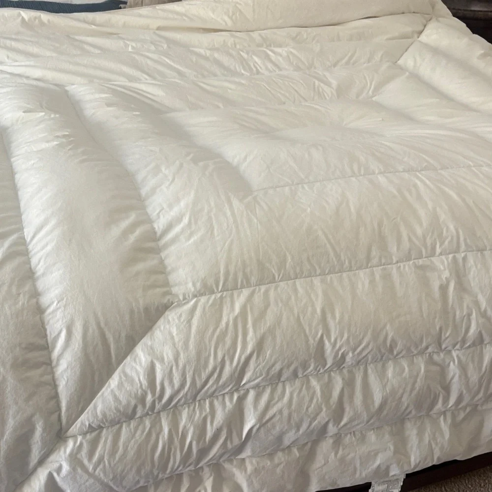 White goose down duvet full/queen - Picture 1 of 4